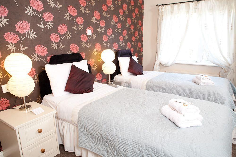 Amber Hill Bed & Breakfast Galway Bagian luar foto